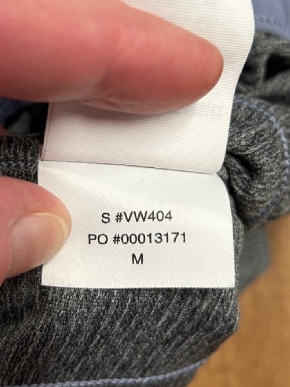 Vuori Miles Ankle Pant Blue Heron Straight Leg Crop Mid Rise VW404 Athletic M
U - Picture 8 of 17